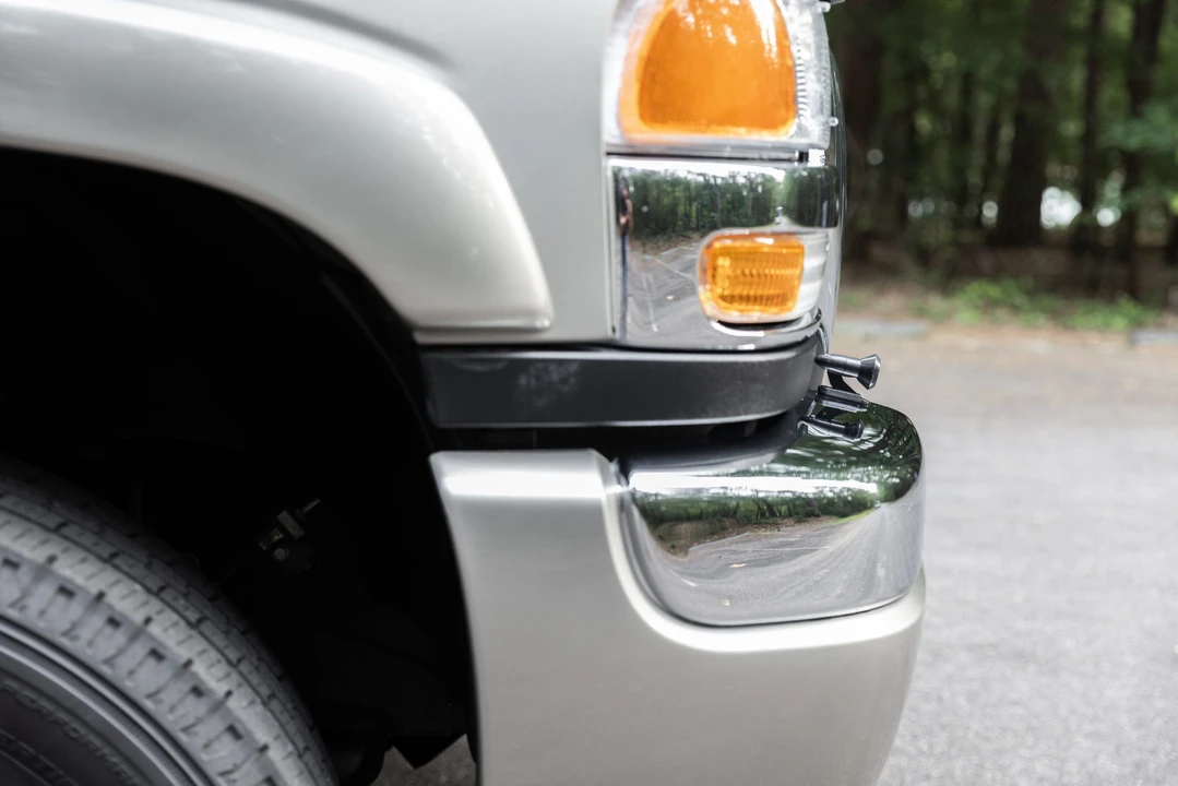2003 GMC Sierra Heavy Duty 2nd Gen - Image 15 of 31