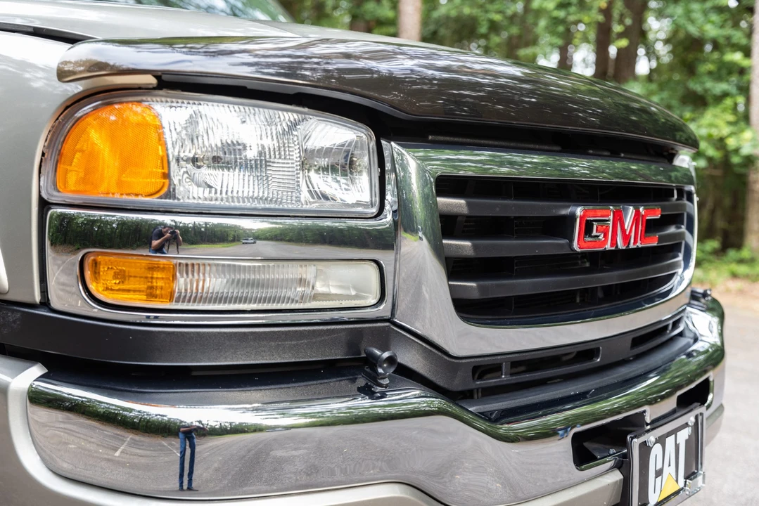 2003 GMC Sierra Heavy Duty 2nd Gen - Image 13 of 31