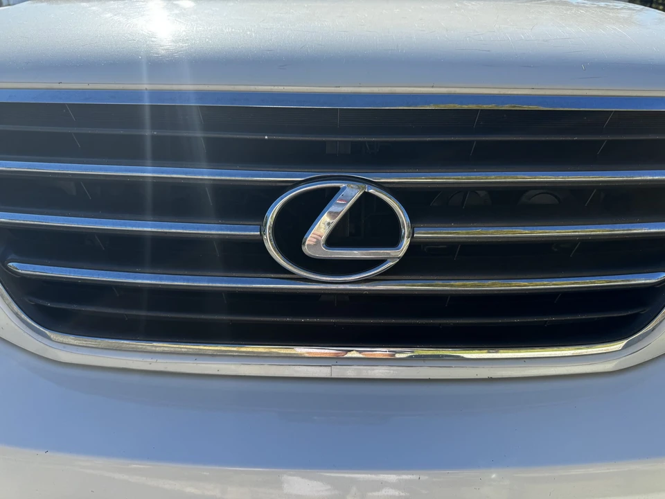 2003 Lexus GX 1st Gen - Image 13 of 31