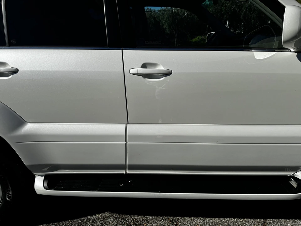 2003 Lexus GX 1st Gen - Image 17 of 31