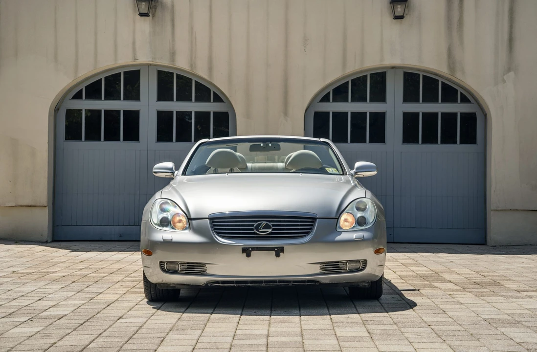 2003 Lexus SC430 - Image 10 of 31
