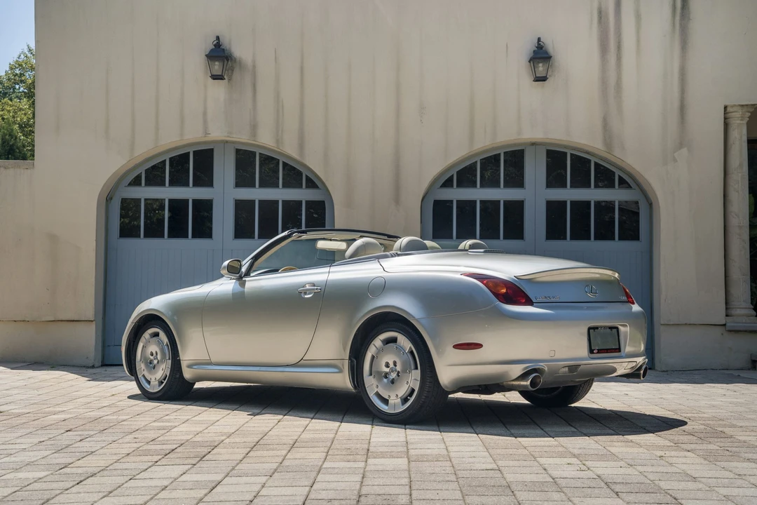 2003 Lexus SC430 - Image 5 of 31