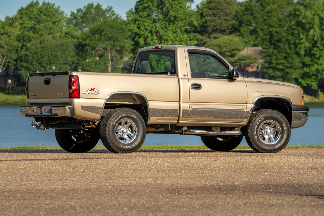 2004 Chevrolet Silverado 1st Gen - Image 5 of 31