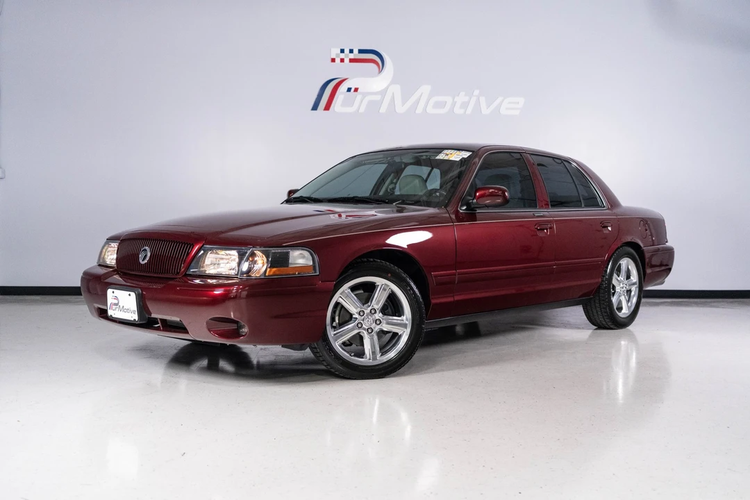 2004 Mercury Marauder - Image 10 of 31