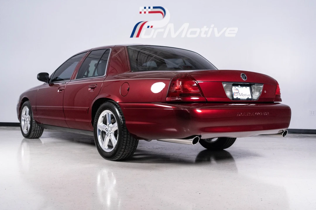 2004 Mercury Marauder - Image 13 of 31