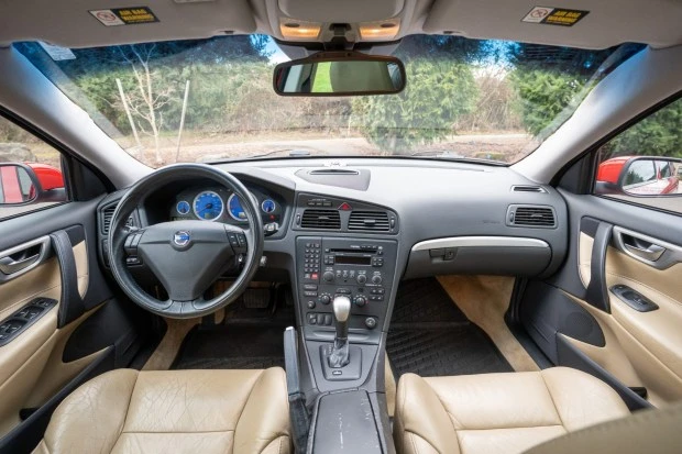 2004 Volvo V70 R 2nd Gen - Image 5 of 7