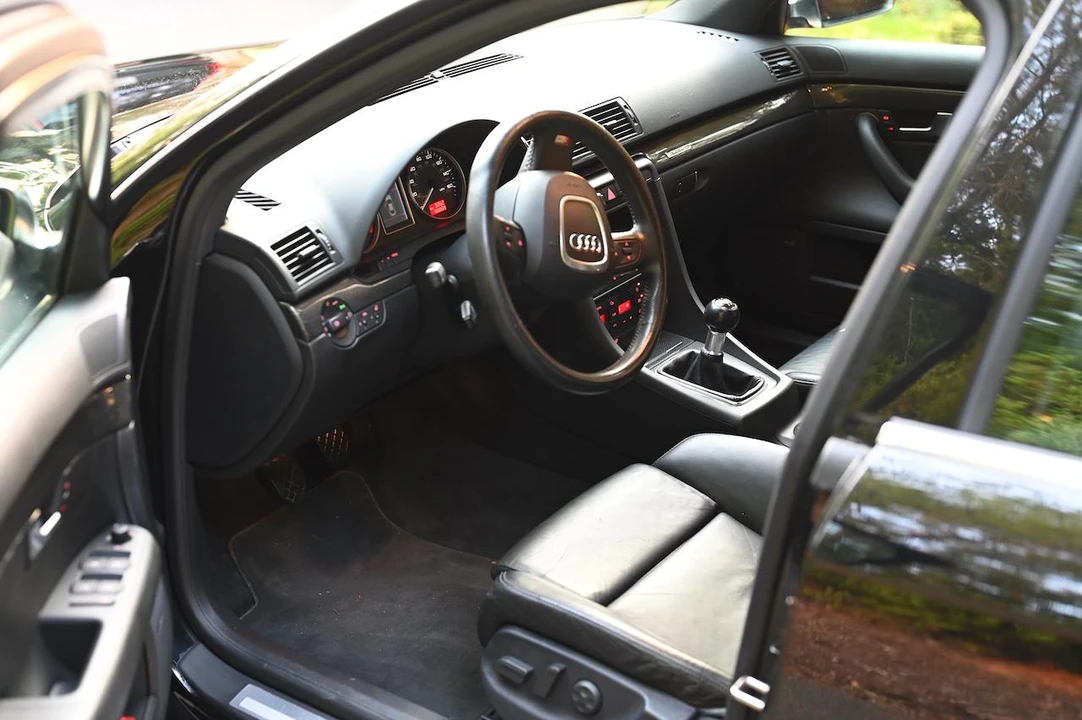 2005 Audi B7 S4 - Image 27 of 31