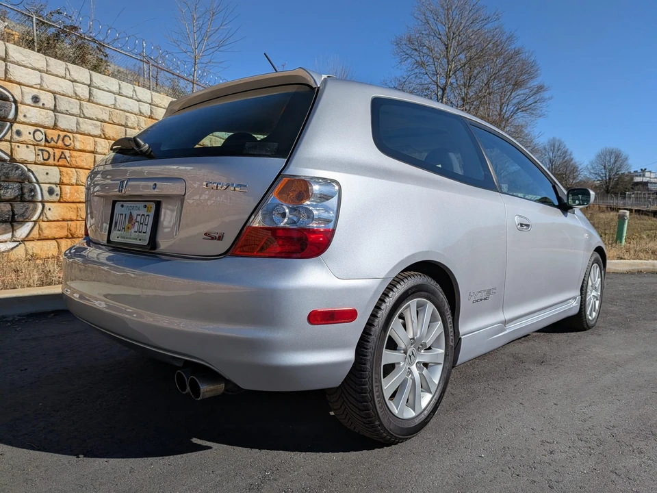 2005 Honda EP3 Civic Si - Image 15 of 31