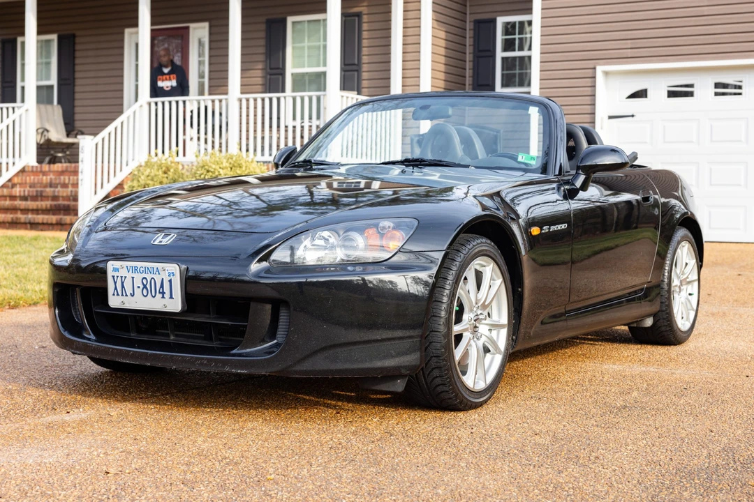 2005 Honda AP2 S2000 - Image 2 of 31