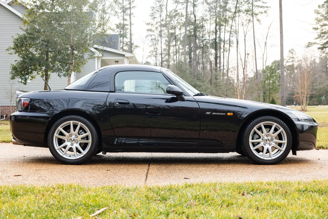2005 Honda AP2 S2000 - Image 13 of 31