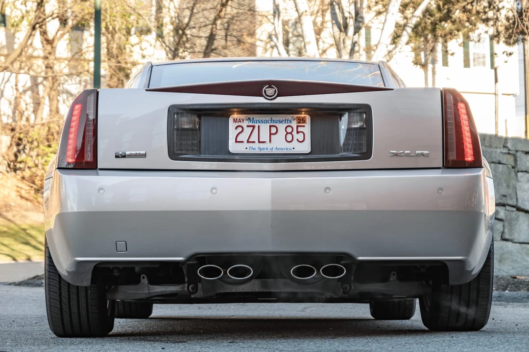 2006 Cadillac XLR - Image 16 of 31