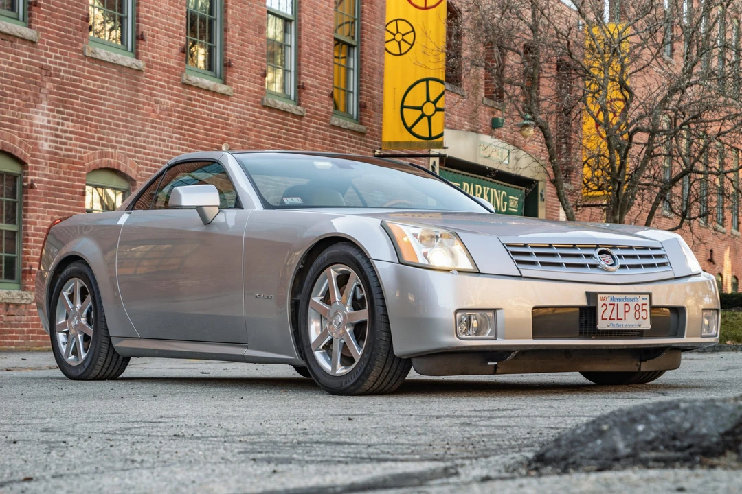 2006 Cadillac XLR - Image 19 of 31