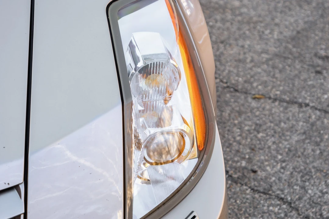 2006 Cadillac XLR - Image 26 of 31