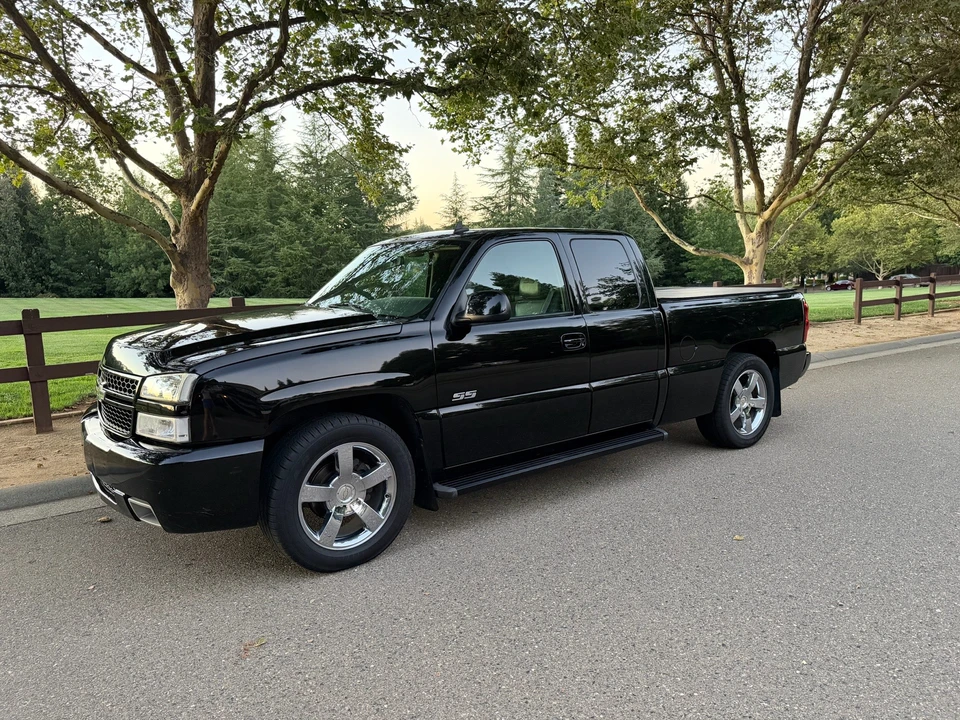 2006 Chevrolet Silverado 1st Gen - Image 3 of 31