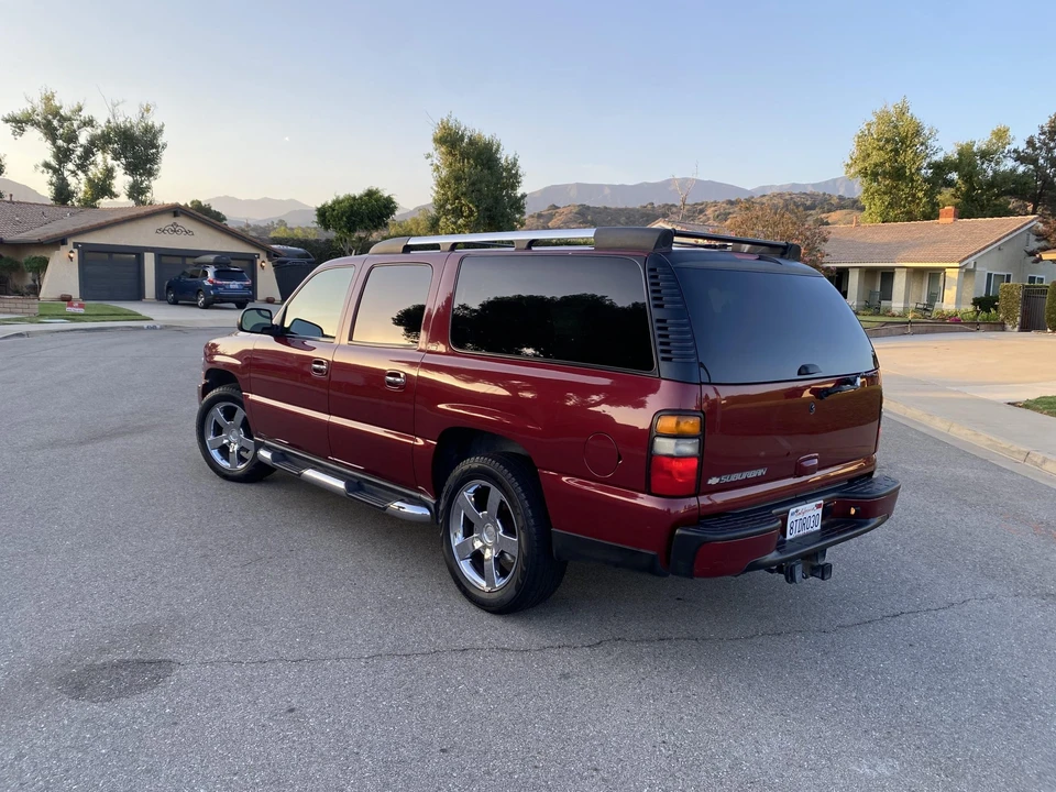 2006 Chevrolet Suburban 9th Gen - Image 7 of 31