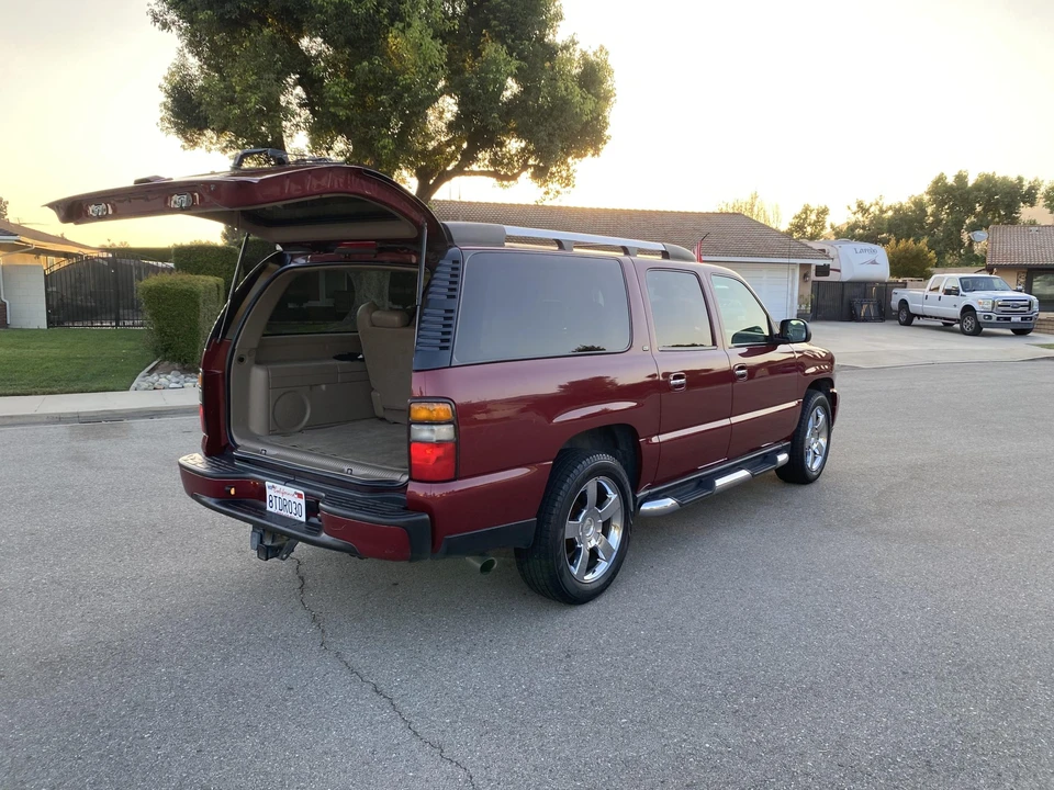 2006 Chevrolet Suburban 9th Gen - Image 18 of 31