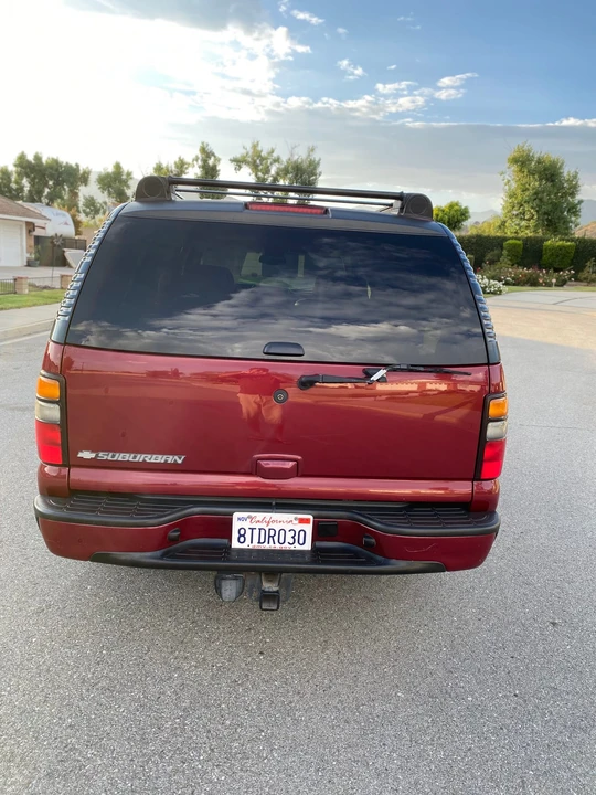 2006 Chevrolet Suburban 9th Gen - Image 13 of 31