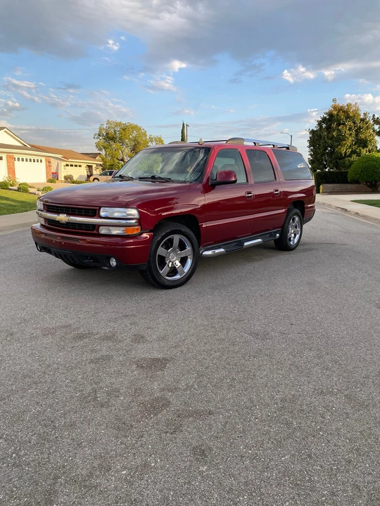 2006 Chevrolet Suburban 9th Gen - Image 4 of 31