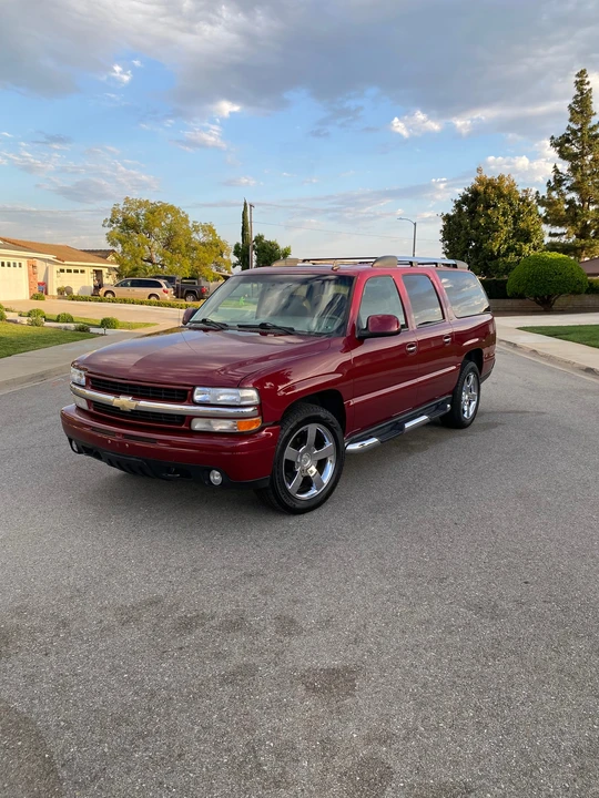 2006 Chevrolet Suburban 9th Gen - Image 3 of 31