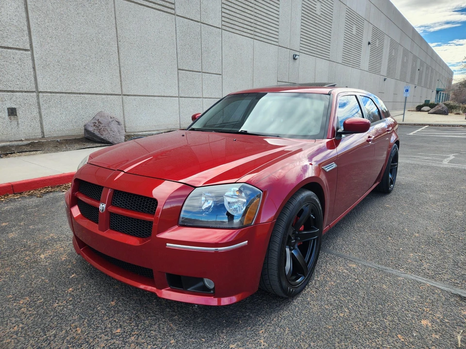 2006 Dodge Magnum SRT8 2nd Gen - Image 2 of 31
