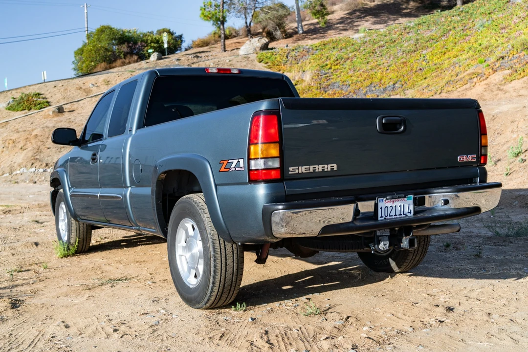 2006 GMC Sierra 2nd Gen - Image 4 of 31