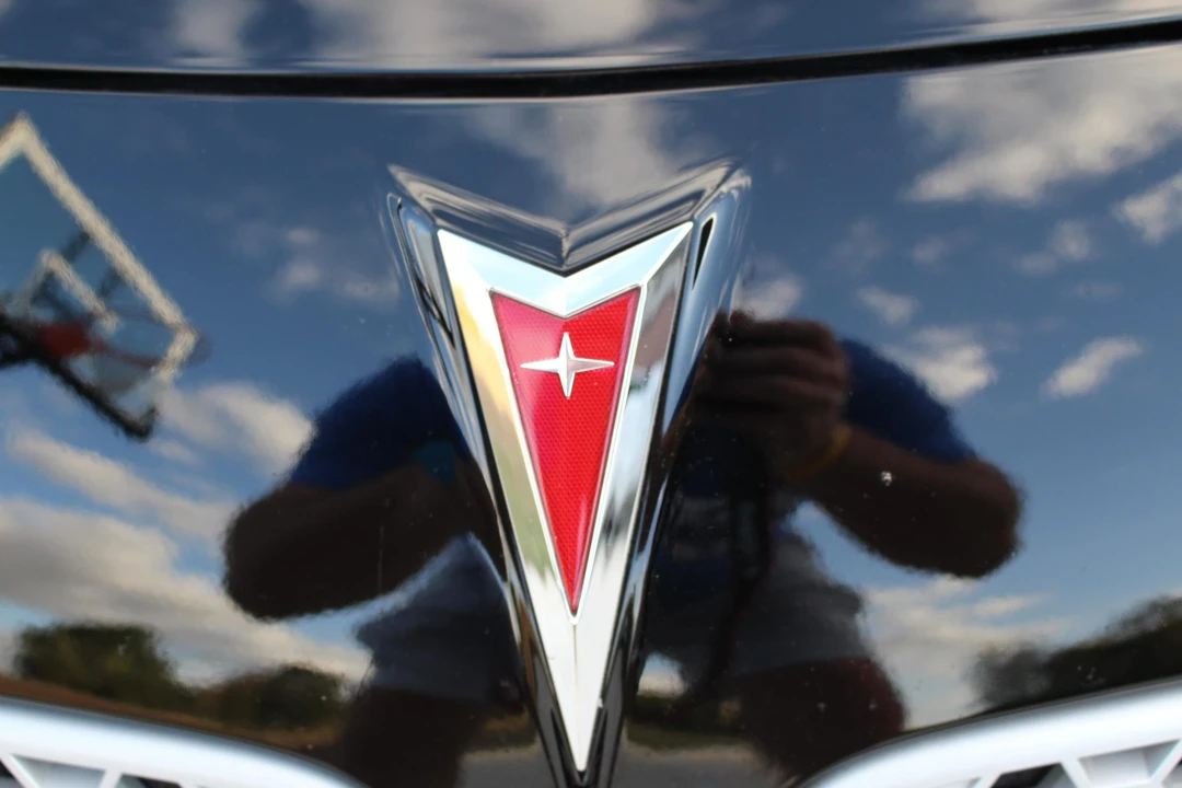 2006 Pontiac Solstice - Image 18 of 31