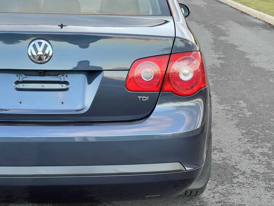 2006 Volkswagen A5 Jetta - Image 16 of 31