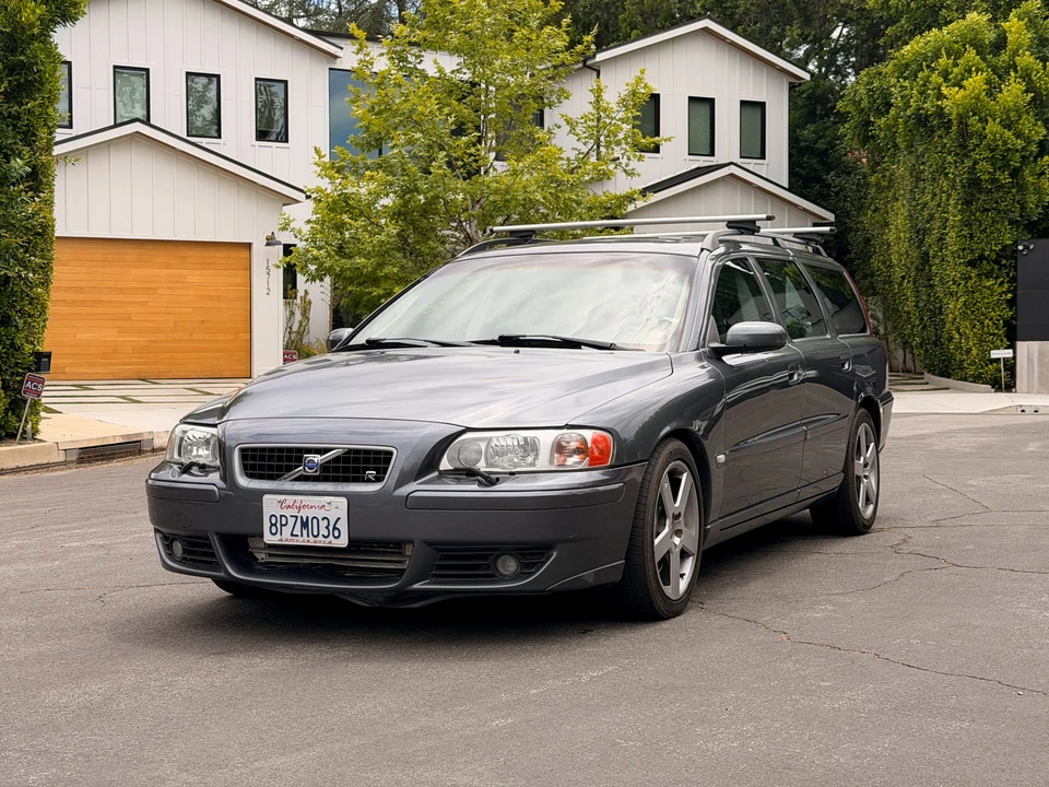 2006 Volvo V70 R 2nd Gen - Image 2 of 31