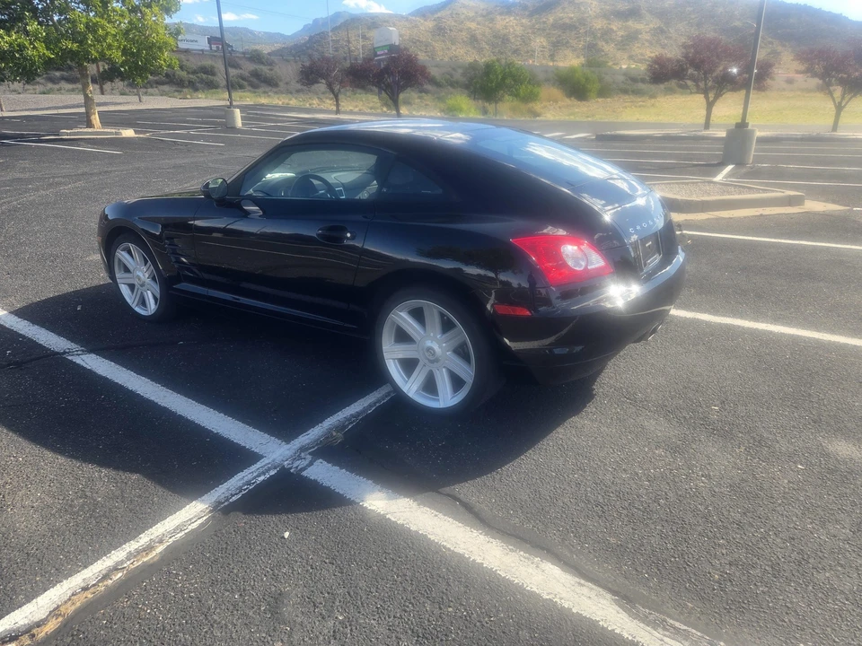 2007 Chrysler Crossfire - Image 9 of 31