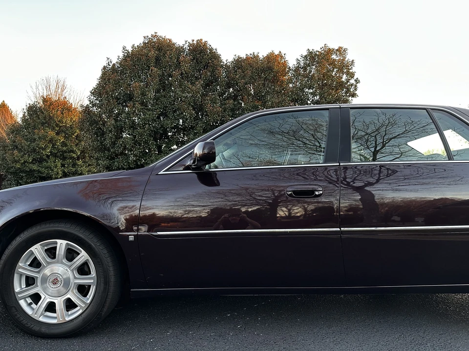 2008 Cadillac DTS - Image 15 of 31