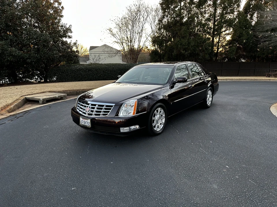 2008 Cadillac DTS - Image 4 of 31