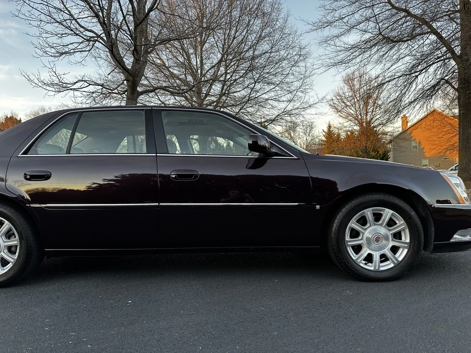 2008 Cadillac DTS - Image 21 of 31