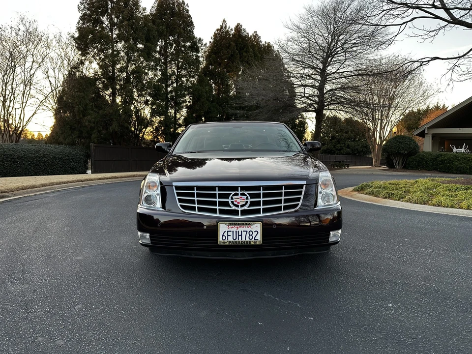 2008 Cadillac DTS - Image 5 of 31