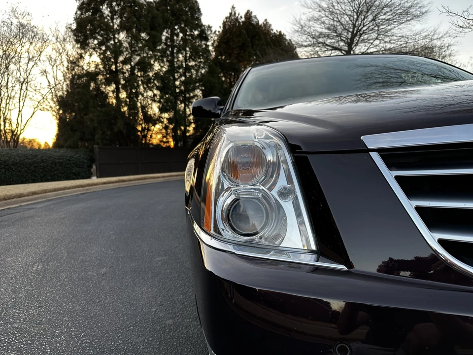 2008 Cadillac DTS - Image 25 of 31