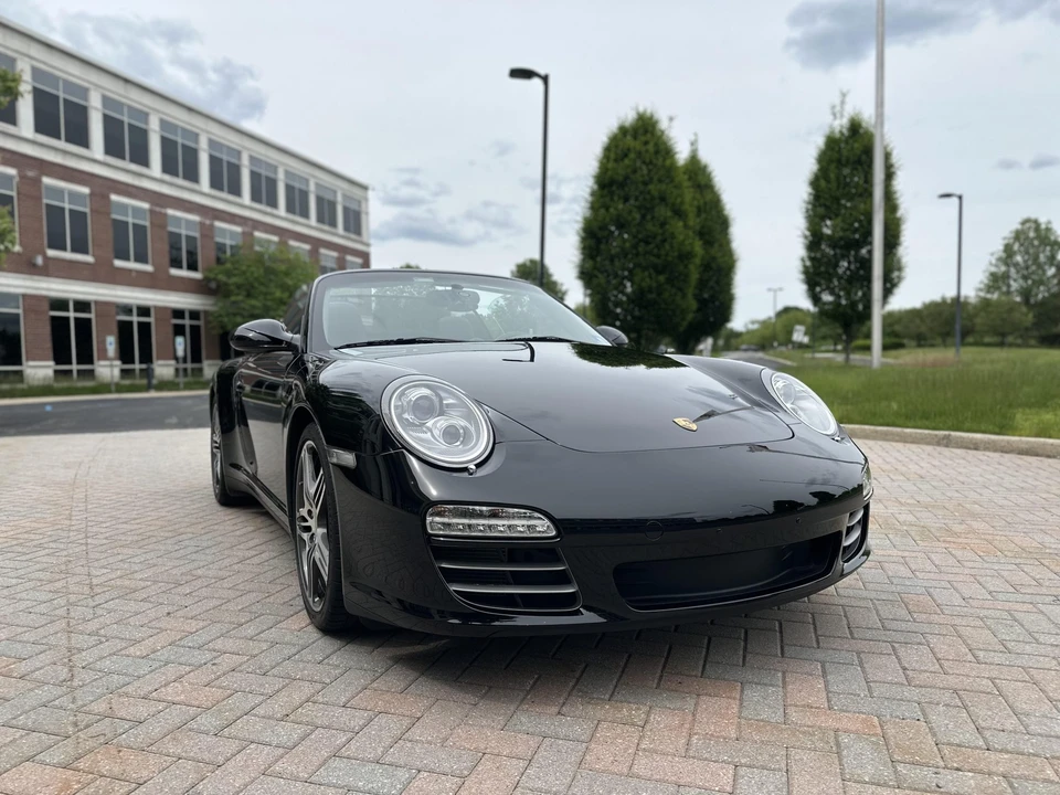 2009 Porsche 997 Carrera 4S - Image 8 of 31