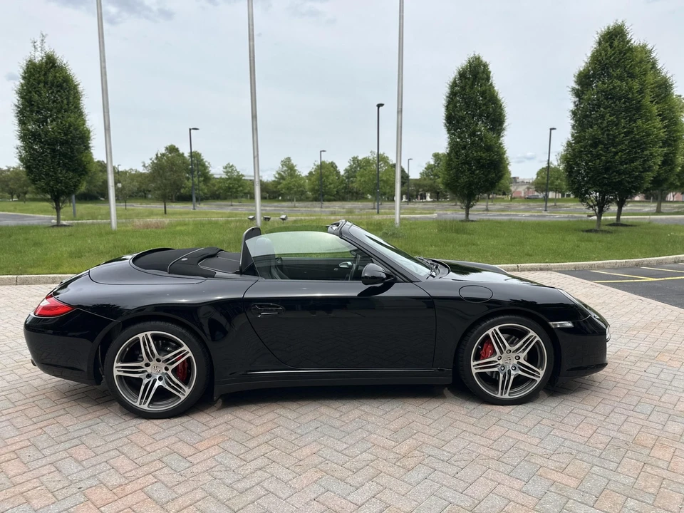 2009 Porsche 997 Carrera 4S - Image 14 of 31