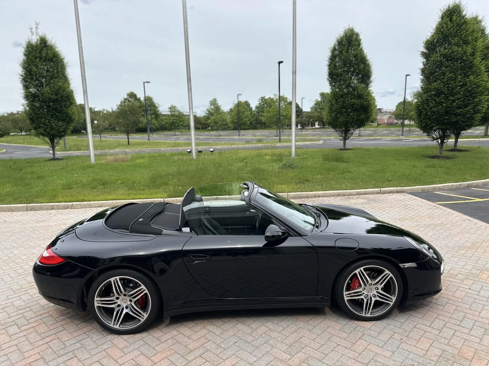 2009 Porsche 997 Carrera 4S - Image 16 of 31