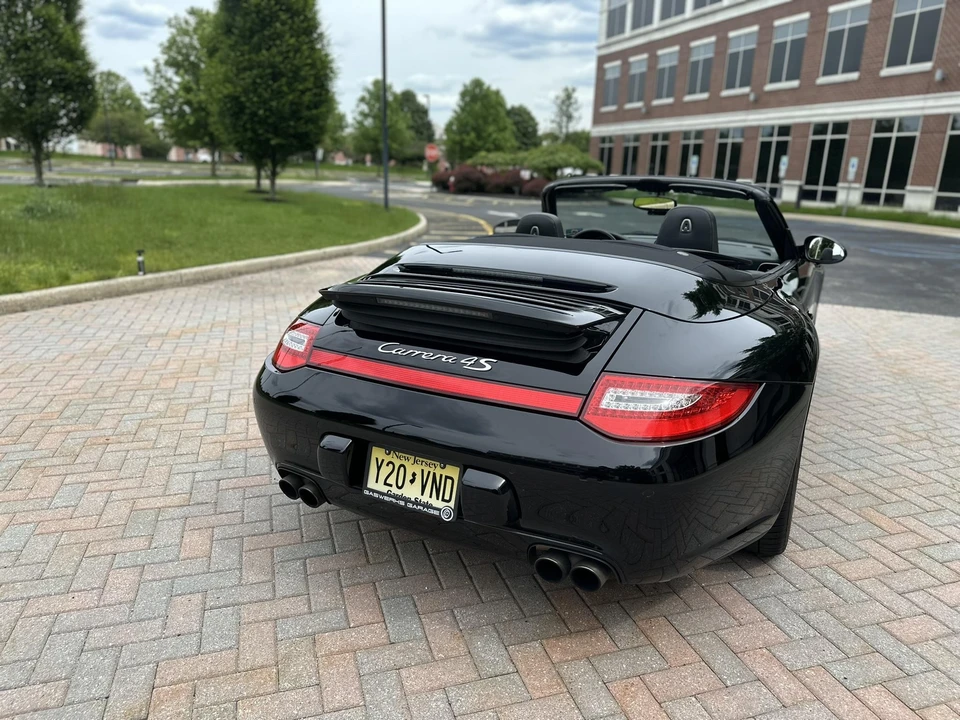 2009 Porsche 997 Carrera 4S - Image 23 of 31