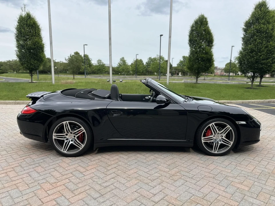 2009 Porsche 997 Carrera 4S - Image 15 of 31
