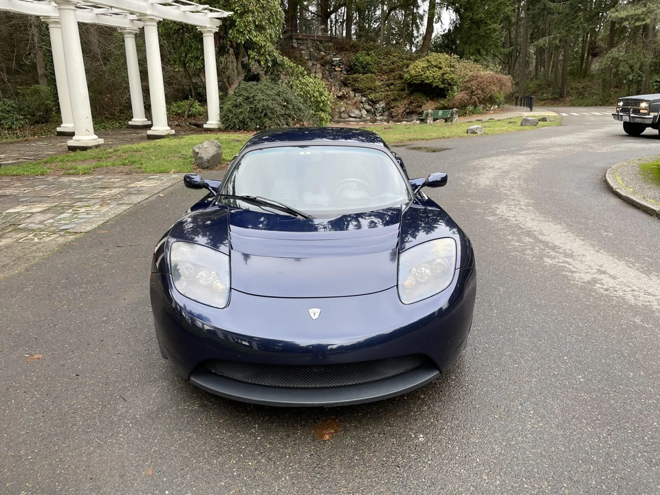 2010 Tesla Roadster - Image 3 of 31