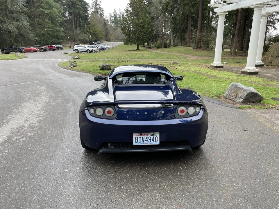 2010 Tesla Roadster - Image 7 of 31