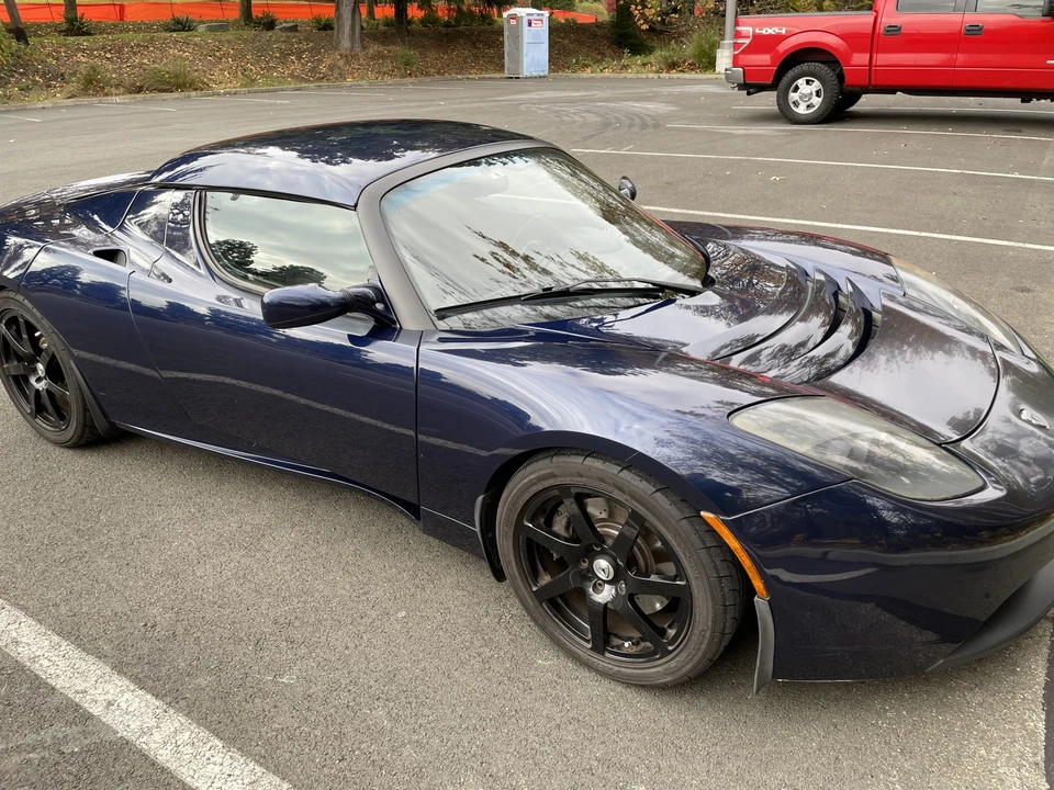 2010 Tesla Roadster - Image 24 of 31