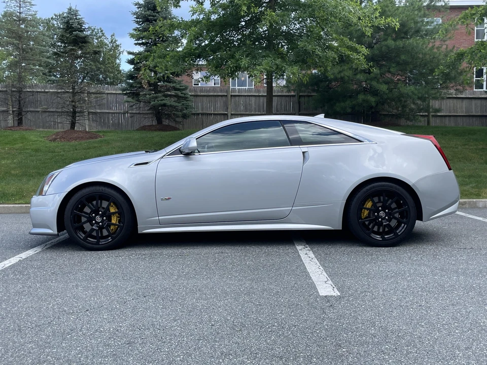 2011 Cadillac CTS-V 2nd Gen - Image 4 of 31