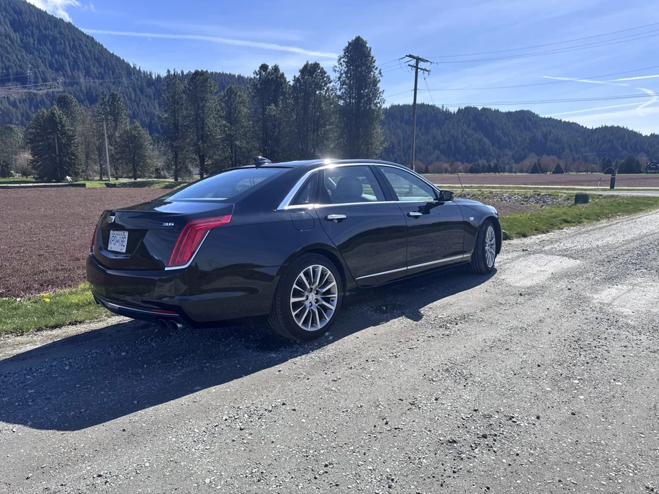 2016 Cadillac CT6 - Image 27 of 31