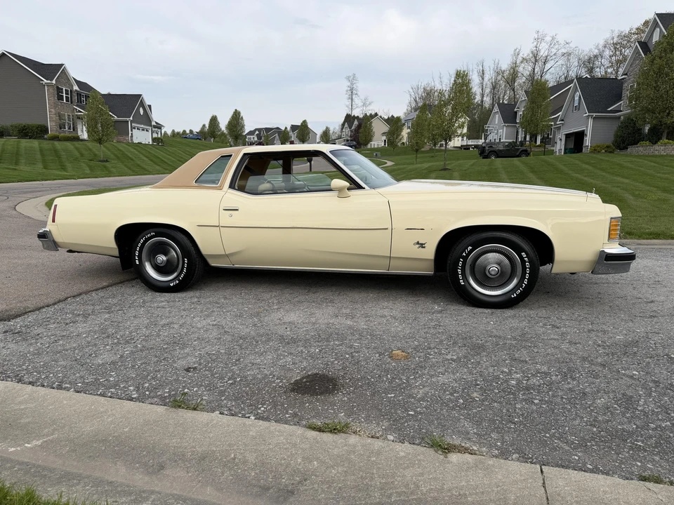 1976 Pontiac Grand Prix 3rd+ Gen - Image 23 of 31
