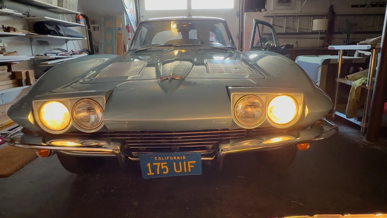 1963 Chevrolet Corvette C2 - Image 14 of 31