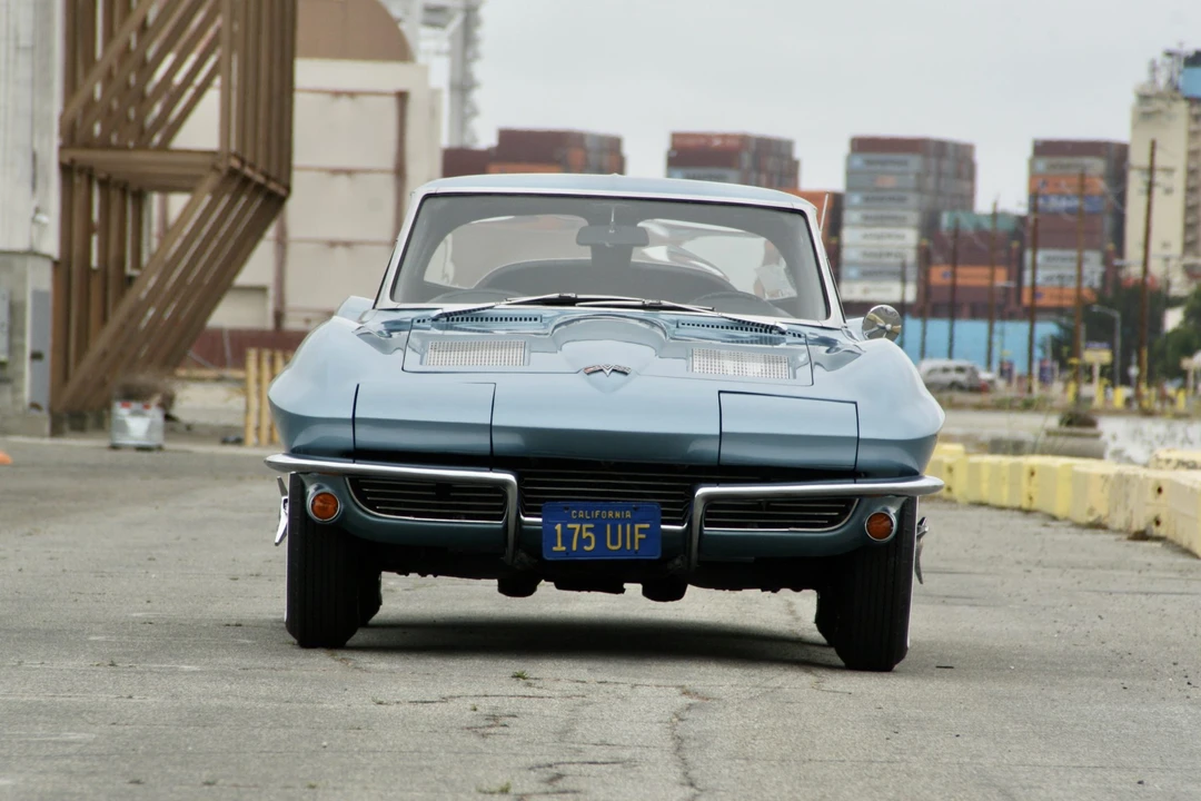 1963 Chevrolet Corvette C2 - Image 11 of 31