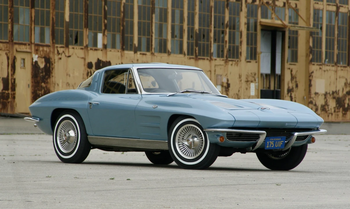 1963 Chevrolet Corvette C2 - Image 18 of 31