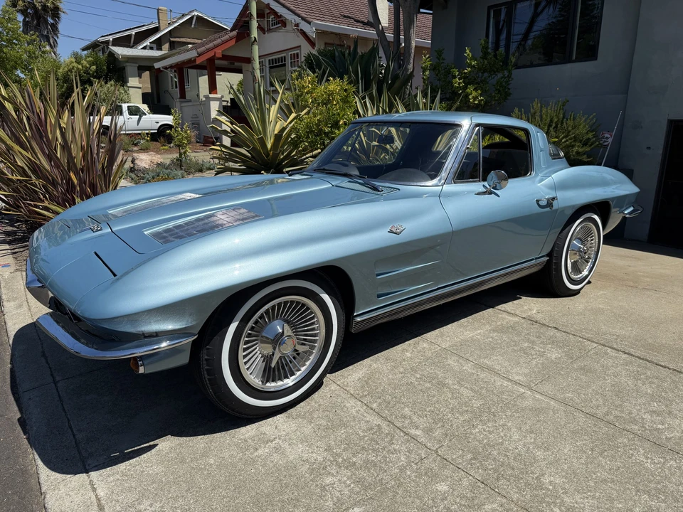 1963 Chevrolet Corvette C2 - Image 4 of 31
