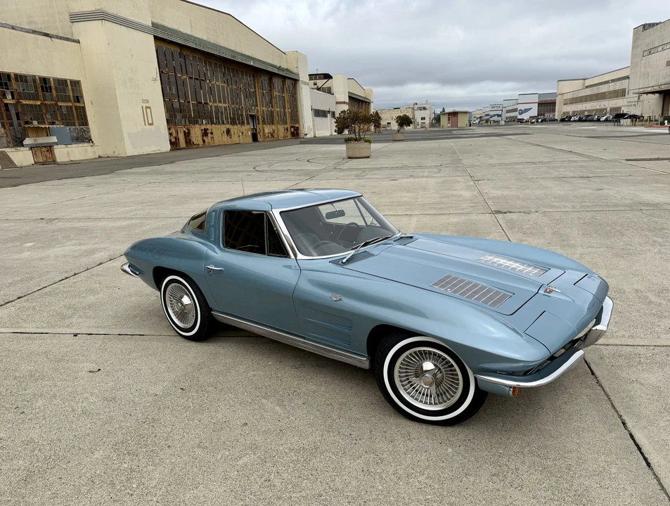 1963 Chevrolet Corvette C2 - Image 20 of 31